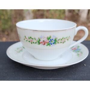 Florenteen Fantasia Fine China of Japan Teacup and Saucer Excellent Condition